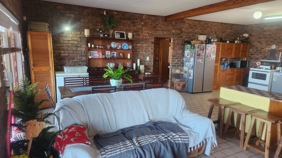 5 Bedroom Property for Sale in Dana Bay Western Cape